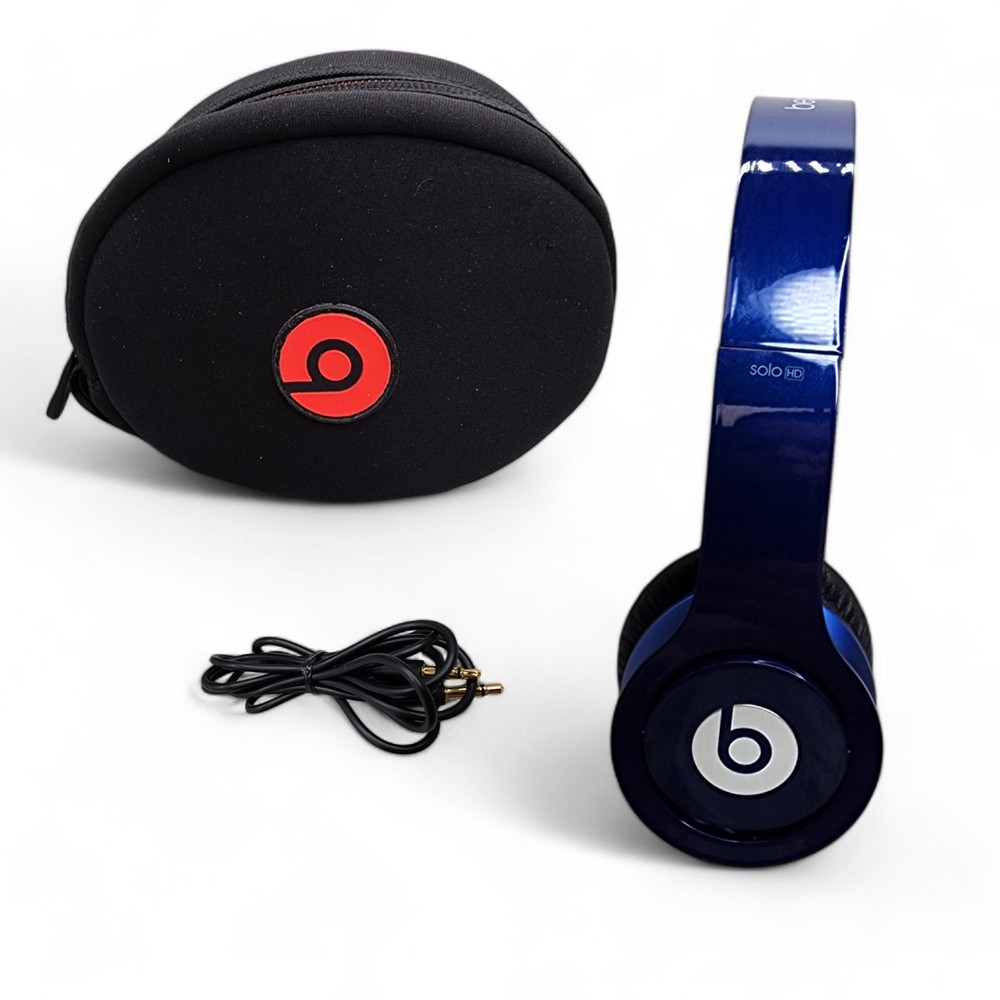 Beats by Dr. Dre Solo HD Wired On Ear Headphones W/ Case & AUX Cord Royal Blue