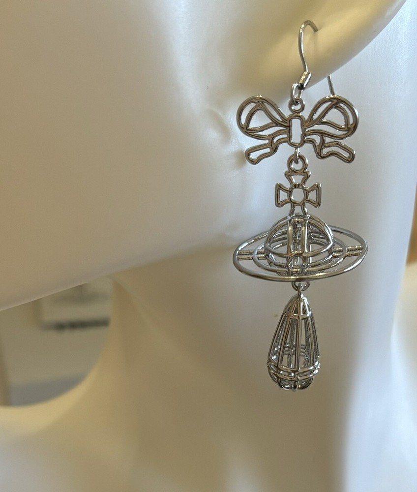 Vivienne Westwood Hollow Drop Earrings One Pair With Packaging Christmas Gift