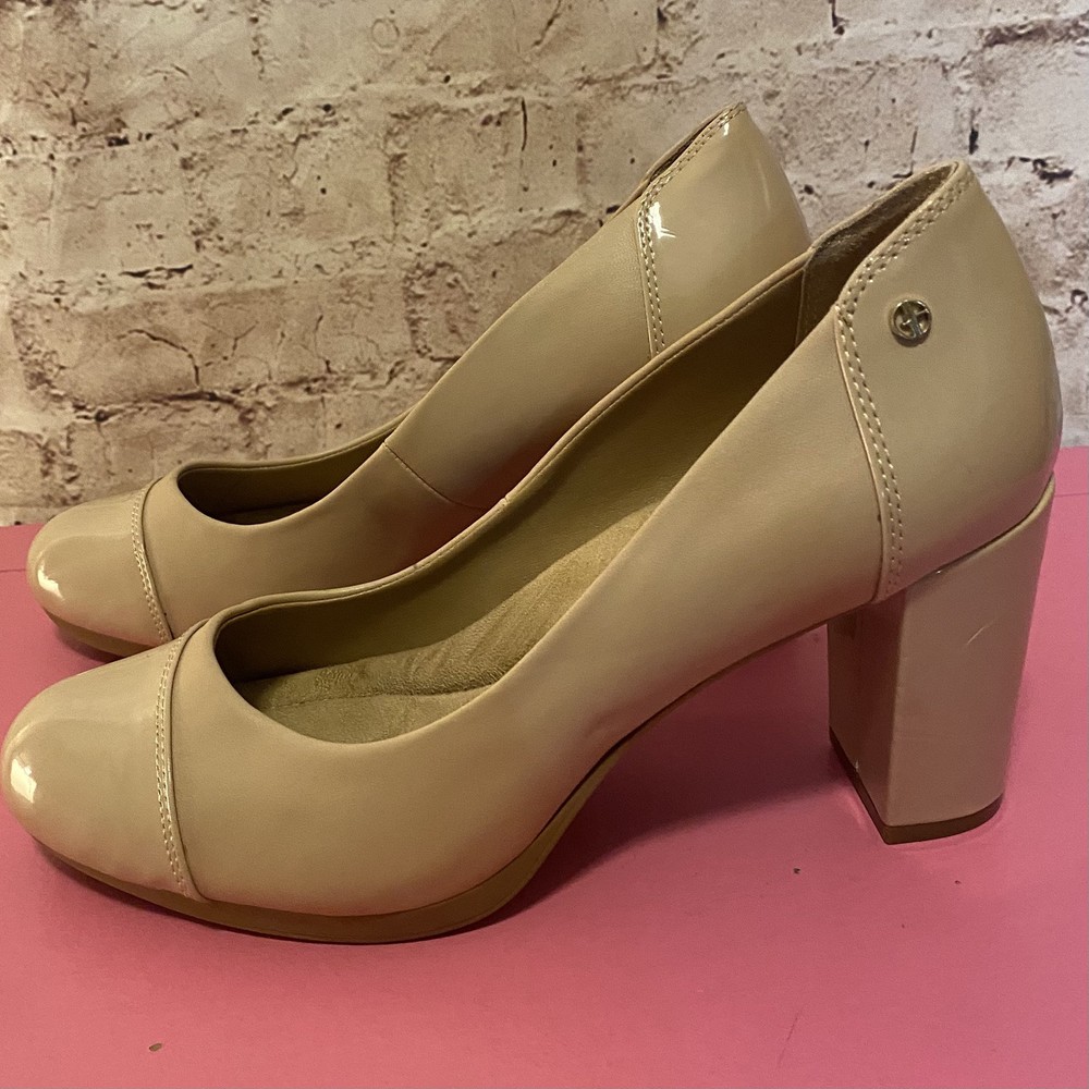 GIANI BERNINI Women's Nude Round-Toe Block Heel Pumps Size 10 Smooth Laynne Design