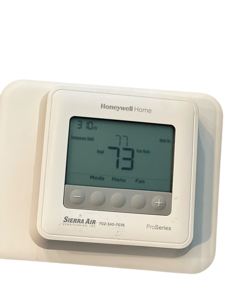 Honeywell Pro Series Programmable Thermostat w Backplate Model TH4110U2005