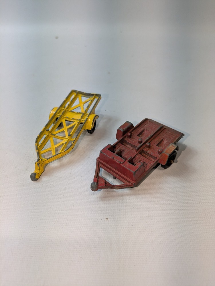VINTAGE 1969 TOOTSIE TOY RED Motorcycle TRAILER And Yellow Trailer