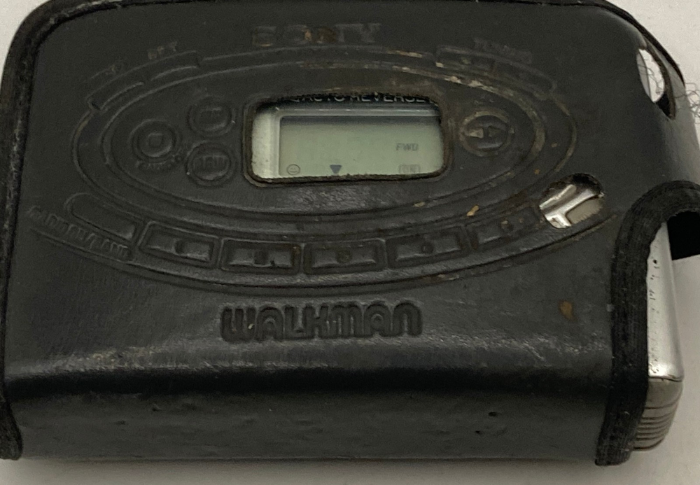 Vintage Sony Walkman WM-FX479 Includes Case Free Post