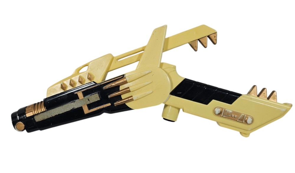 Vintage Mighty Morphin Power Rangers White Blade Blaster Squirt Gun 1993