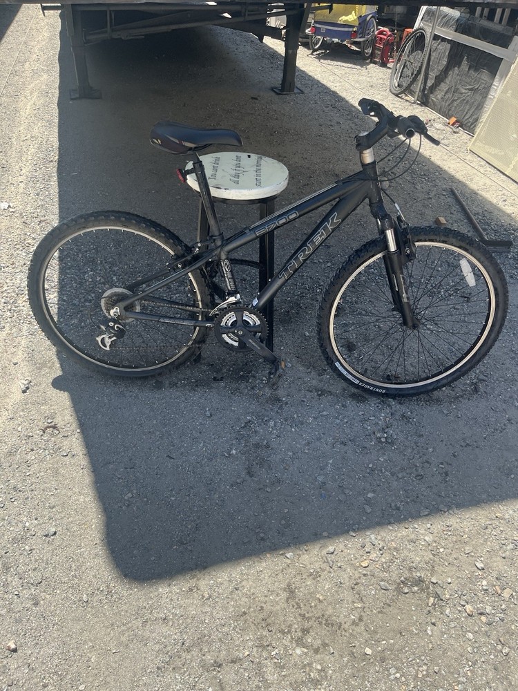 Trek 3700 Mountain Bike Excellent Shape