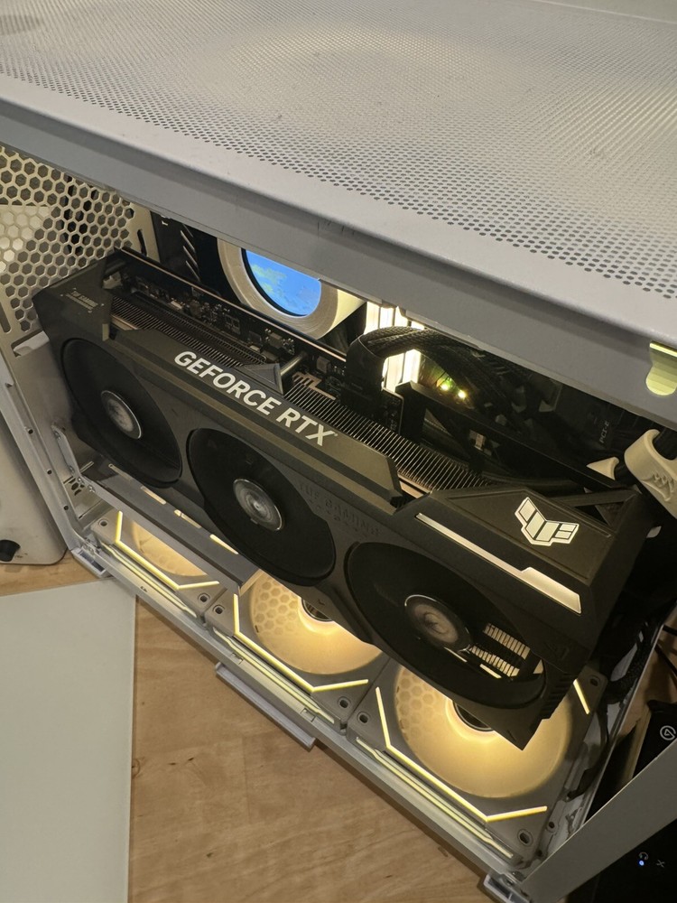 ASUS TUF Gaming GeForce RTX 4090 OC 24GB GDDR6X Graphics Card