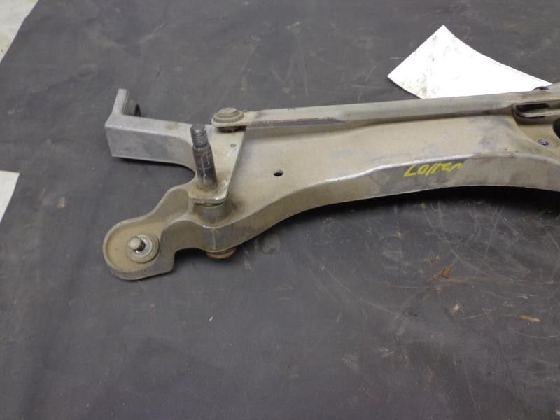 04-06 Cadillac SRX Wiper Transmission Replacement Part