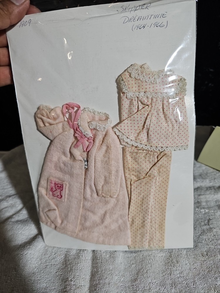 Vintage ‘63 Barbie’s Skipper Doll Clothes Dreamtime Cat Robe and Pajamas No 1909