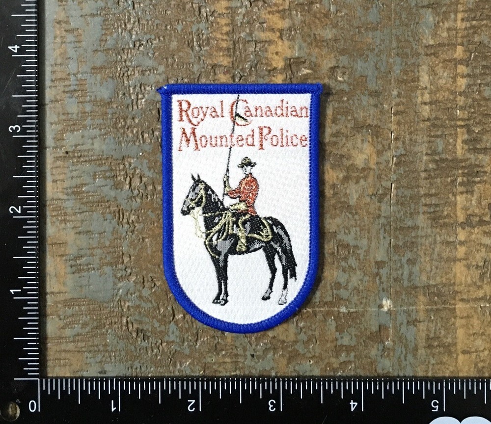 Vintage Canada Horse Patrolman Travel Souvenir Iron-On Woven Patch