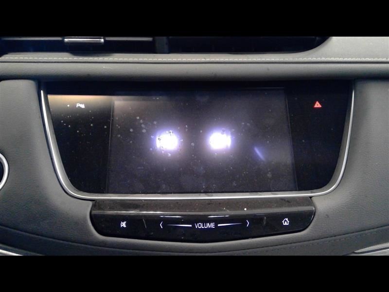 Audio Equipment Radio Control Panel Includes Display Fits 18-19 XT5 2005403