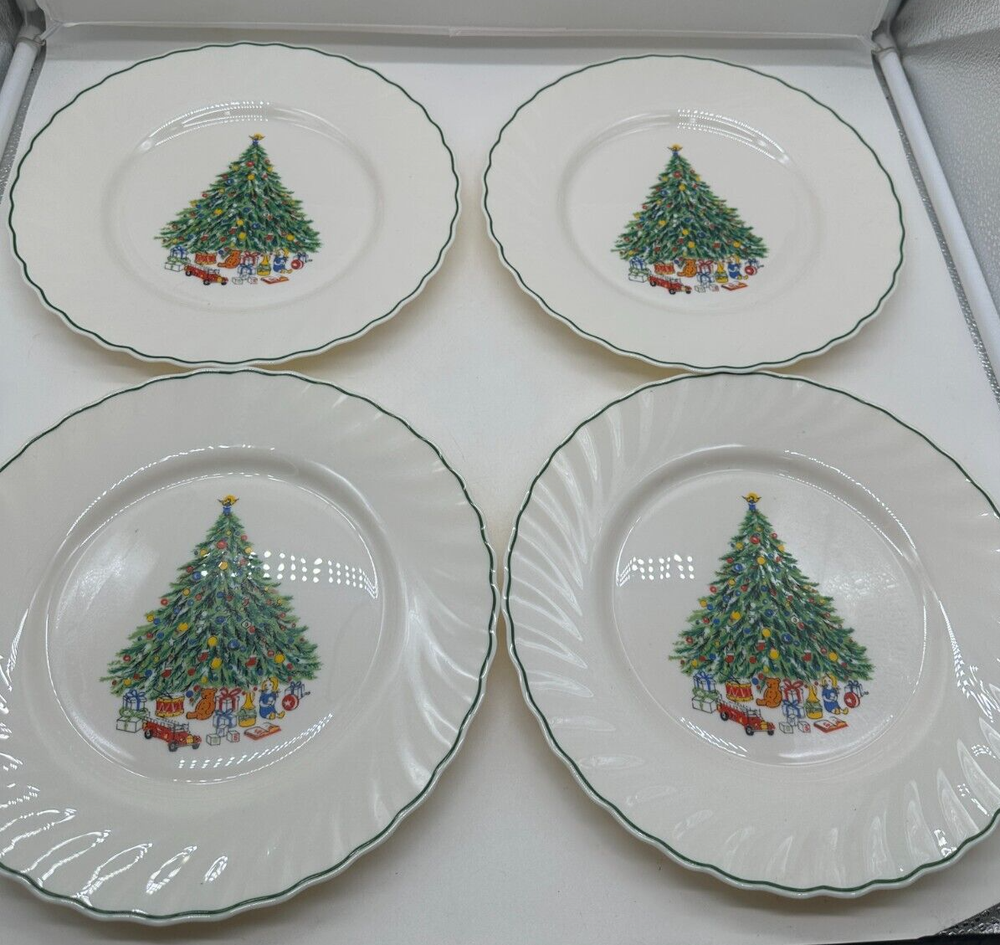 Set of 4 Noel Porcelle 10.5