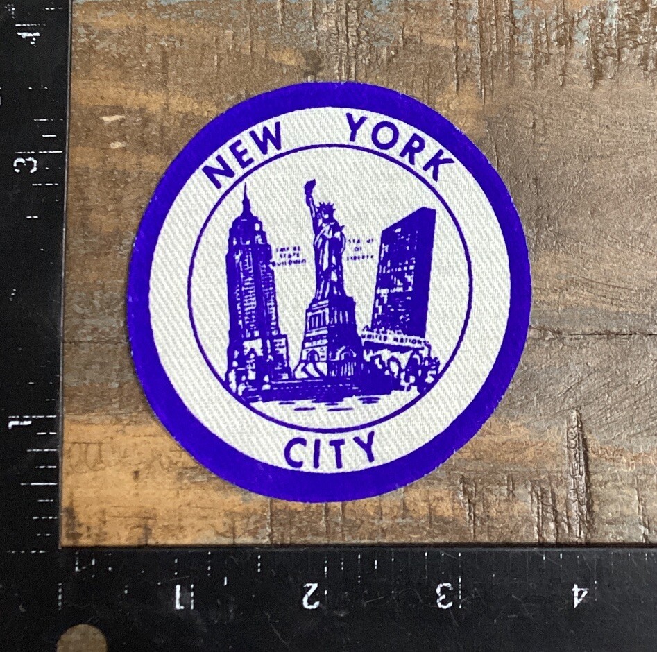 Vintage NEW YORK CITY United Nations Empire State Building Statue Souvenir Patch