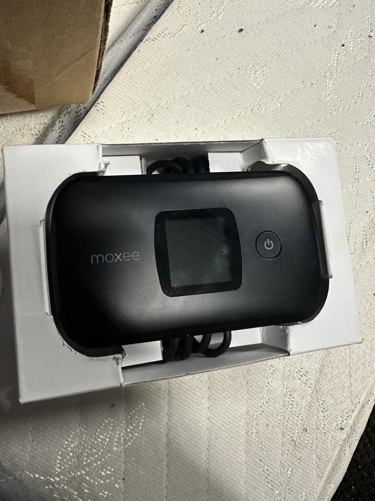 AT&T Moxee K779HSDL Wireless Wi-Fi Hotspot Modem. {l45}