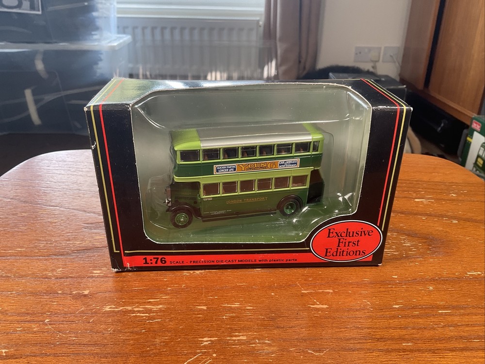 EFE 1:76 LEYLAND TD1 - LONDON TRANSPORT 27209