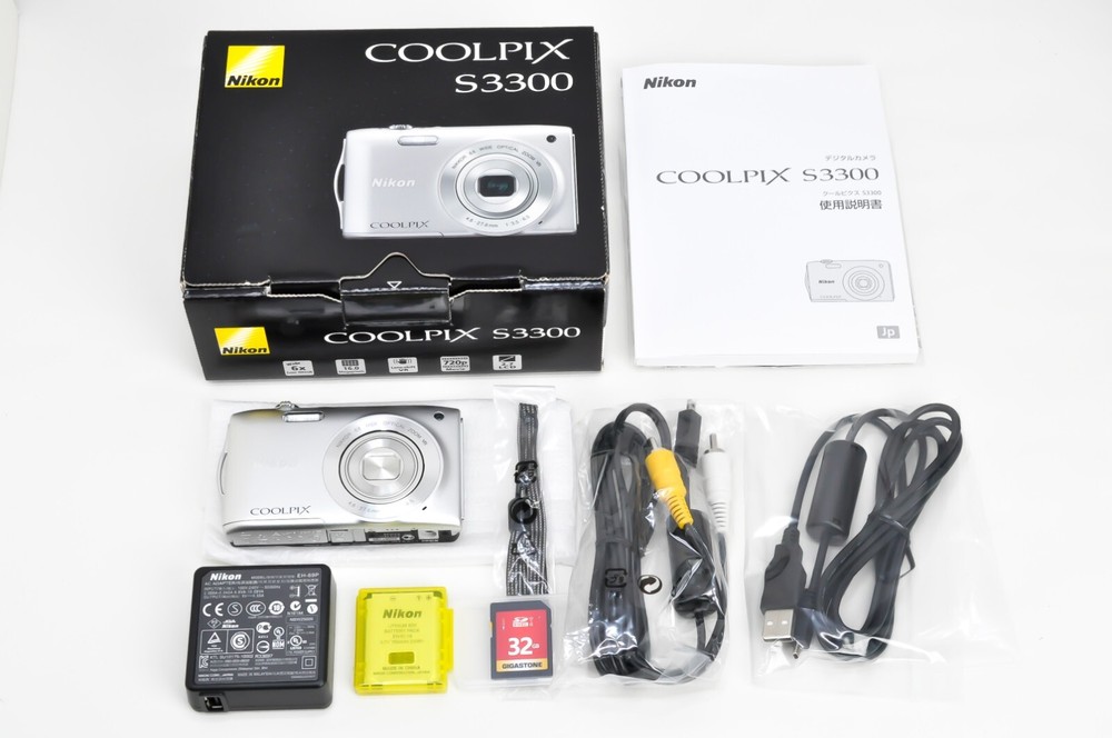 Nikon COOLPIX S3300 Silver 16MP 6x Zoom Digital Camera Mint in Box JAPAN