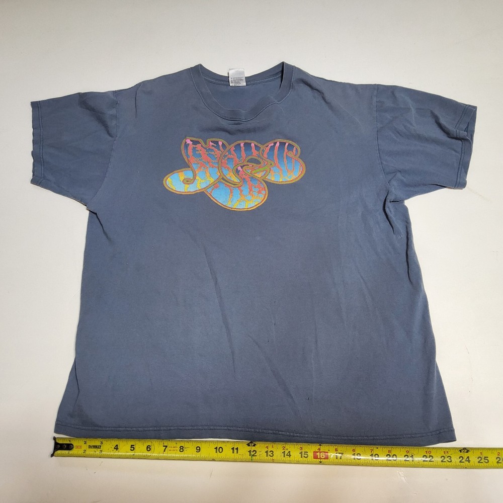 Yes Band T Shirt 70s 80s Rock T Shirt xlarge 2008 Concert has pinholes defects