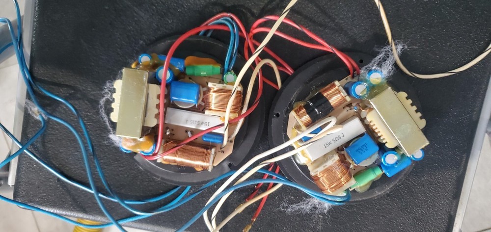 Infinity Speaker Crossovers 3 way out of RS 4000