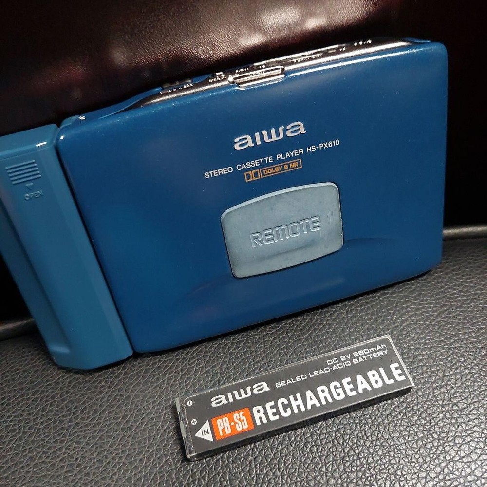 Vintage AIWA HS-PX610 Walkman Cassette Player Rare Color Retro Portable