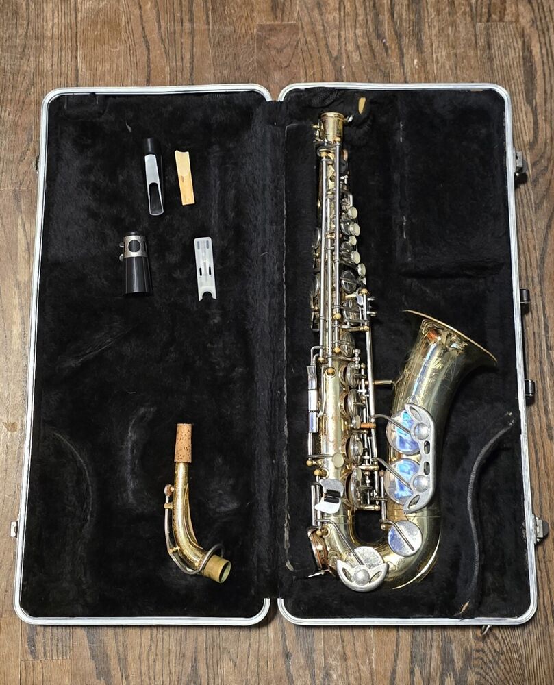 Armstrong ELKHART - IND USA SAXOPHONE W/ CASE And Parts Beautiful Condition