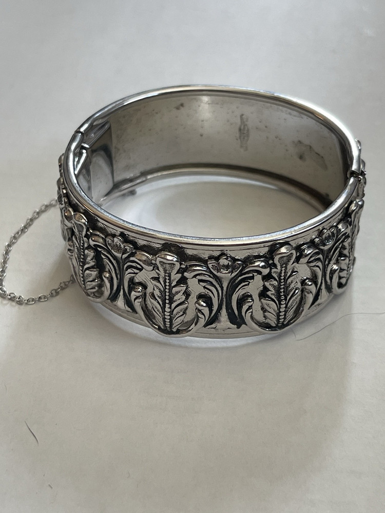 Vintage Whiting & Davis Cuff Bracelet Victorian Revival Silver