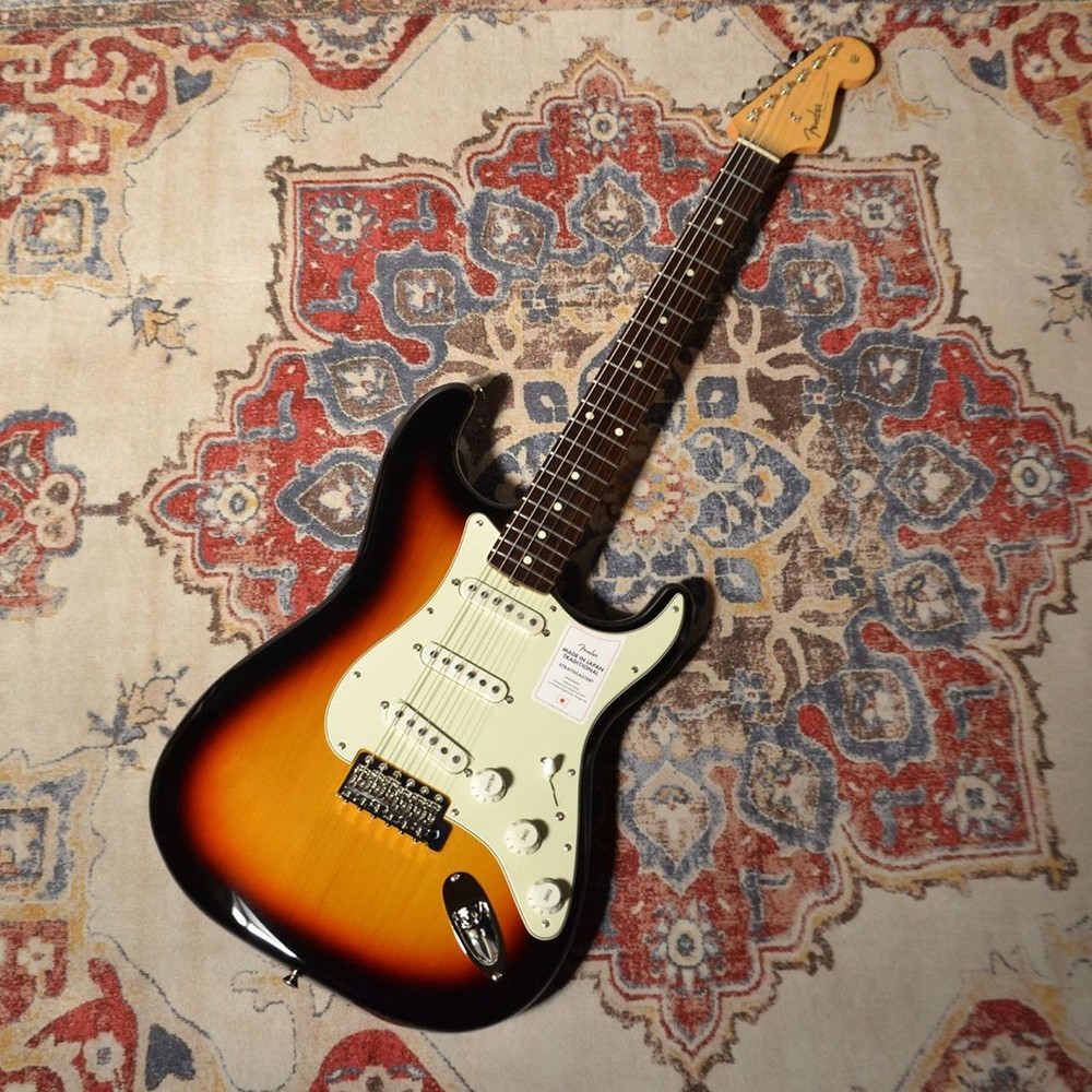 Fender Made in Japan Traditional 60s Stratocaster Rosewood Fingerboard 3 Color