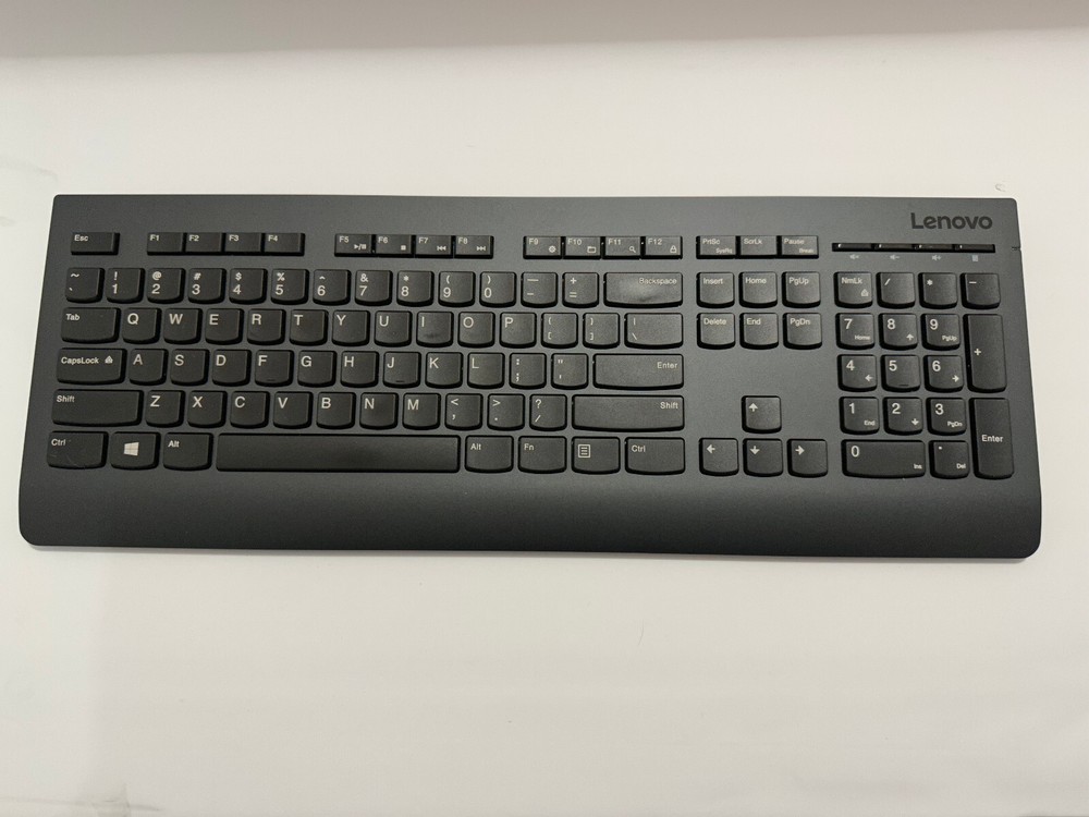 Lot of 7 Genuine Lenovo Essential Wireless Keyboard US English 03X6965 & Mouse