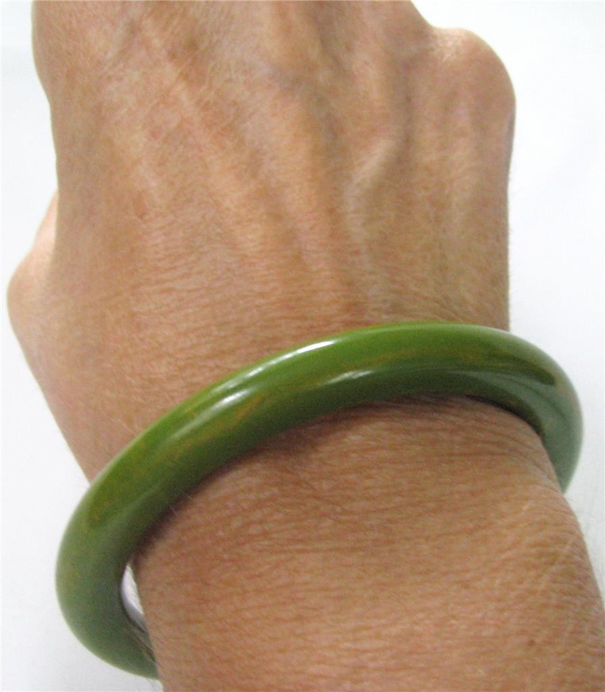 Vintage Green Yellow Swirl Lemon Lime Bakelite Donut Bracelet