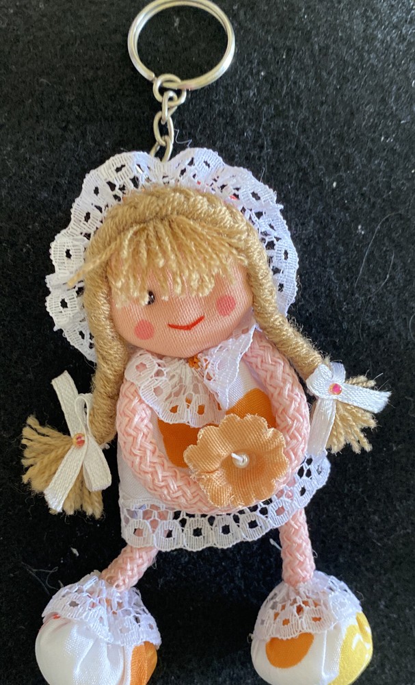 Cute Mini Doll Key Chain Cell Pendent Backpack Charm/Braids Bonnet Peach