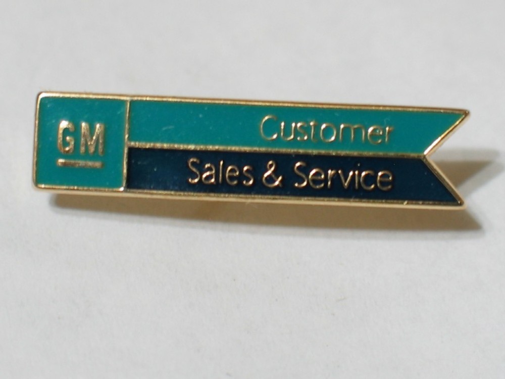 Vintage GM Customer Service Employee Pin for Automobilia Collectors-image