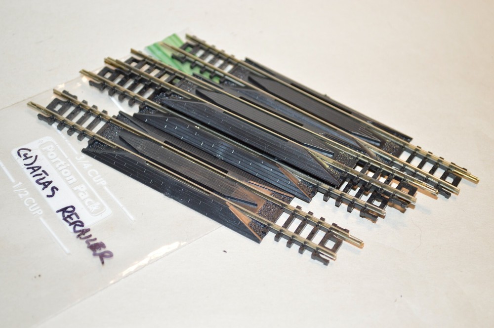 N scale track Atlas #2532 nickel silver code 80 STRAIGHT RERAILER lot set of 4