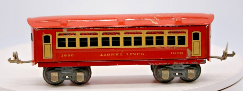Vintage 1940s Lionel Lines 1690 All Metal O Gauge Passenger Car 1:48 Scale Pre-War Model
