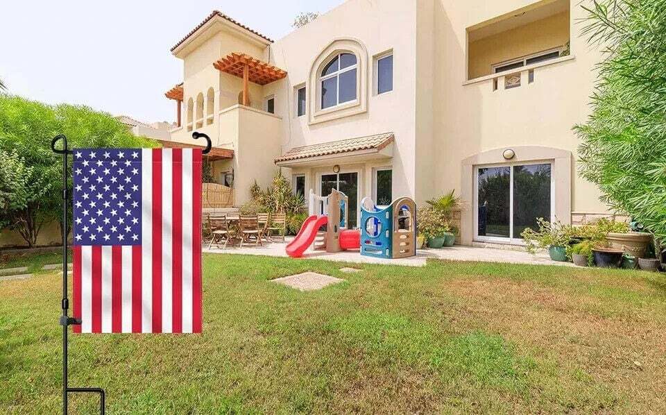 Garden Flag Stand-Holder-Pole with Clip Waterproof Powder-Coated Paint for Ho...