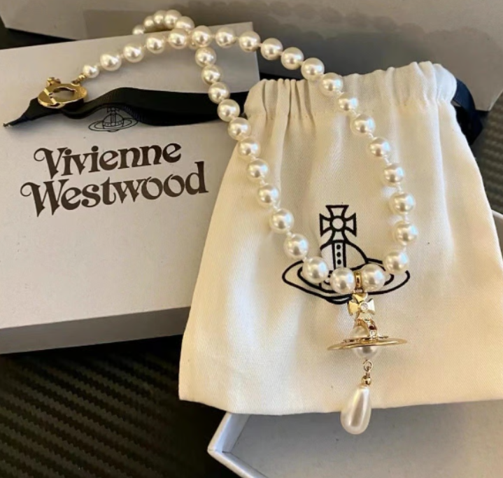 Vivienne Westwood Gold Tone One Row Pearl Choker New in Box Sale