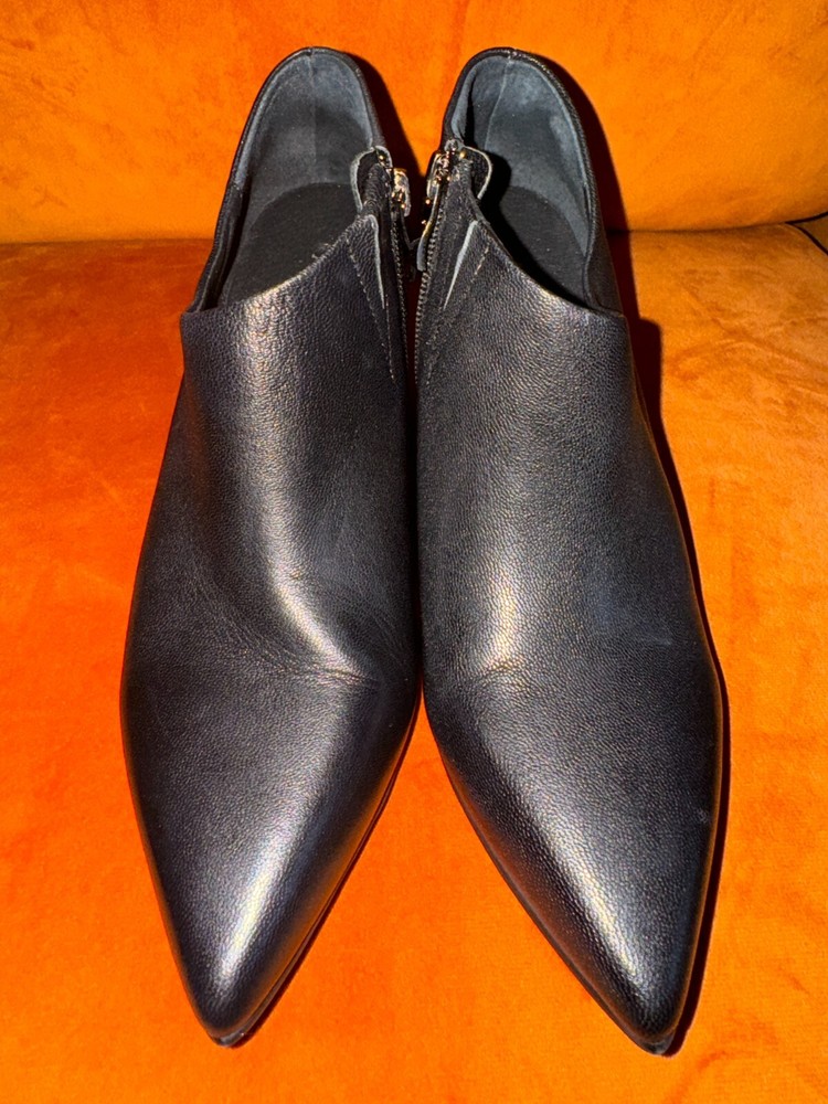 Antelope Hollis Black Bootie, Pointed toe, 3