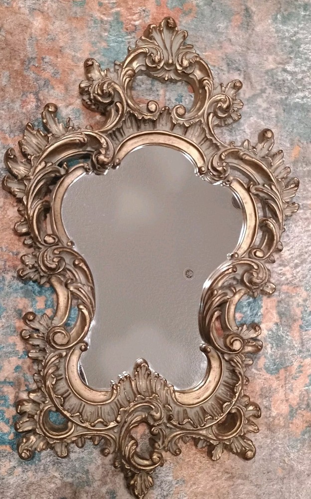 Bombay Company  Ornate Elegant Victorian Style Gold Tone Patina Mirror 2002