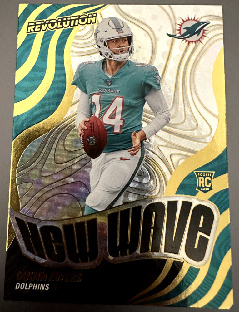 2025 Panini Revolution - New Wave Quinn Ewers #9 (RC)