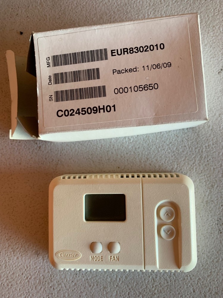 Carrier C024509H01 Room Thermostat New In Box