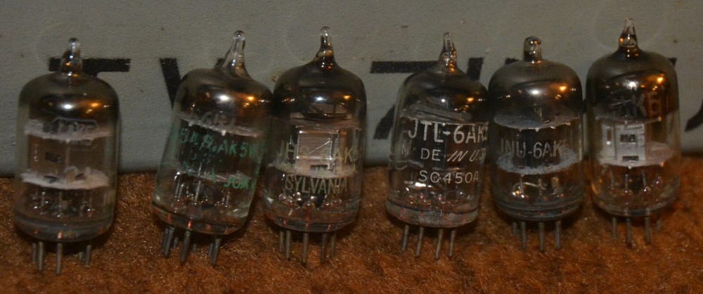 6AK5 Vacuum Tubes Lot of 6 - Tested Good on TV-7D/U Tester