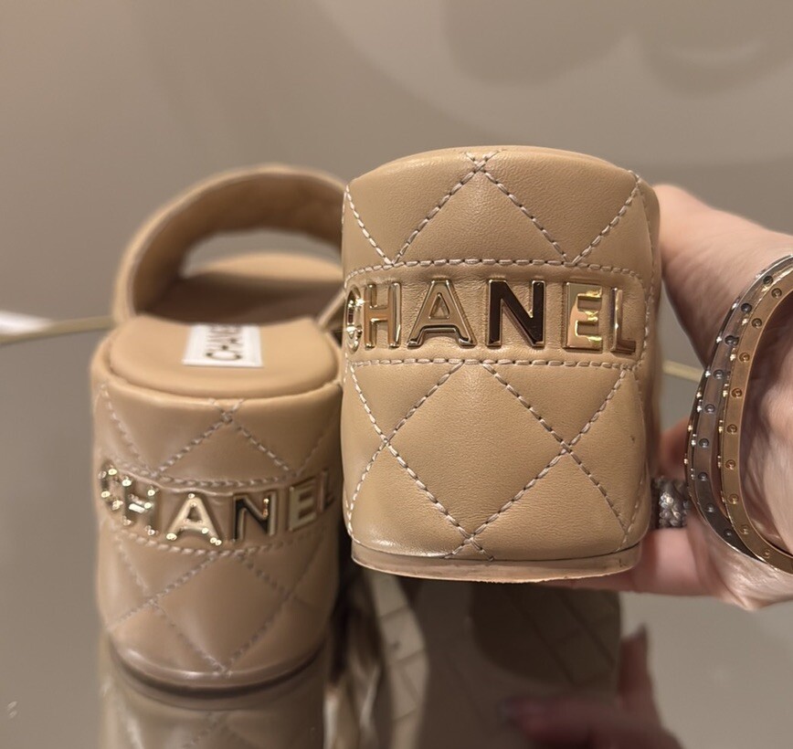 CHANEL Dad 23C Quilted Leather Platform Mules Sandals Size 38