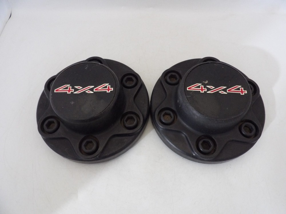 PAIR 1988 1989 1990-1999 CHEVY 1500 SILVERADO SUBURBAN OEM 4x4 WHEEL CENTER CAPS