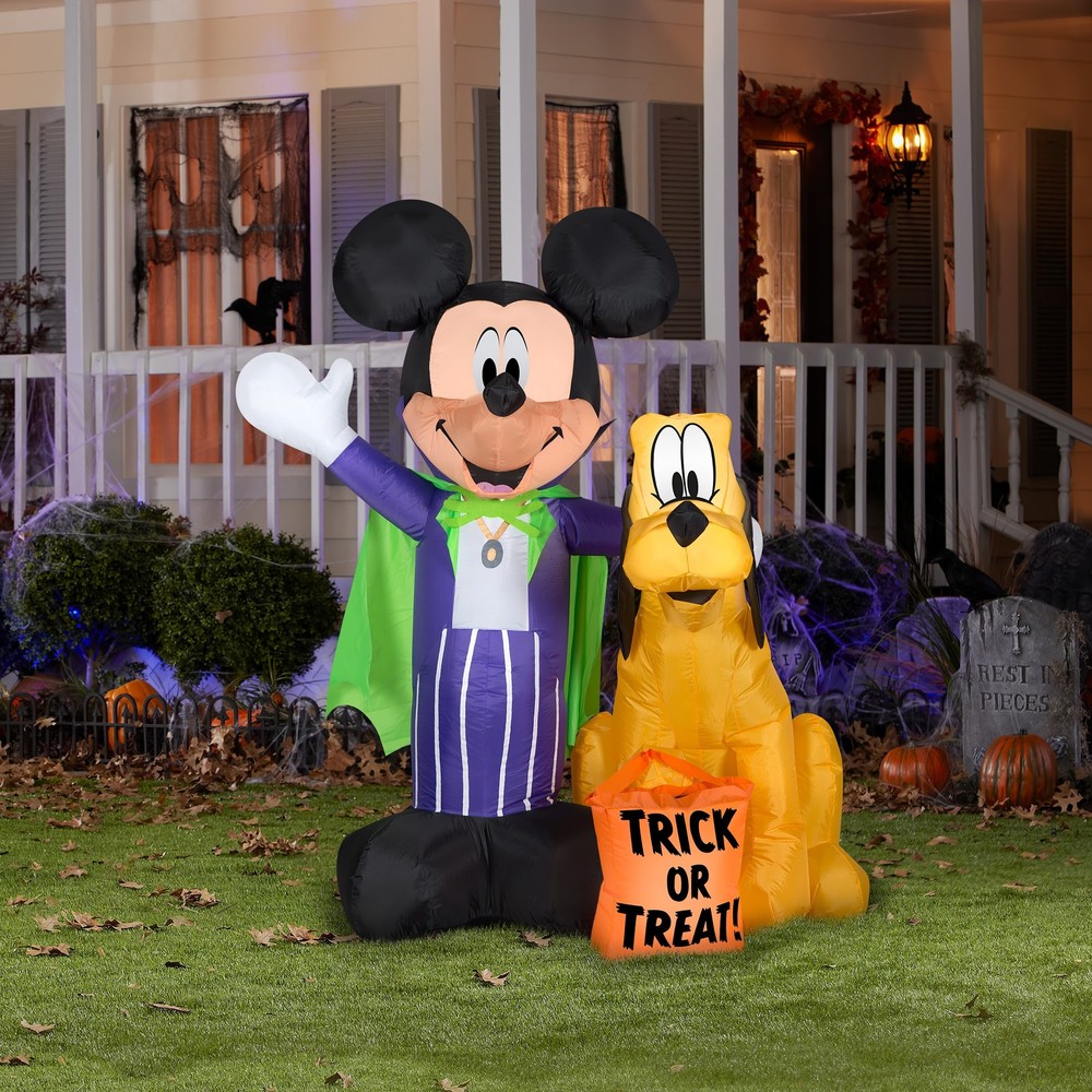 Inflatable Halloween Vampire Mickey Mouse and Pluto Airblown Decoration  