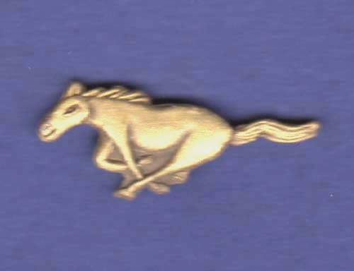 MUSTANG HAT PIN LAPEL PIN TIE TAC BADGE #0316 GOLD
