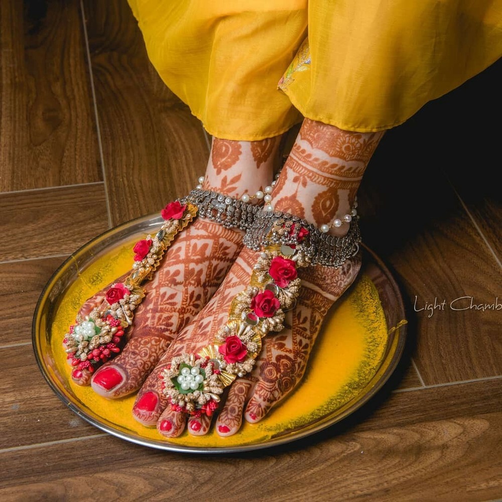 Bridal Flower Payal ,Haldi,Mayon Ceremony Flower Jewelry Sangeet Wedding Anklets-image