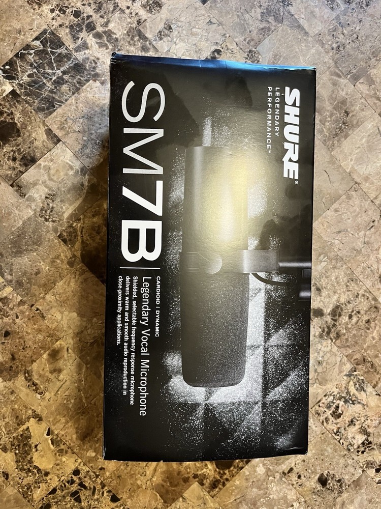 Shure SM7B Cardioid Dynamic Vocal Microphone