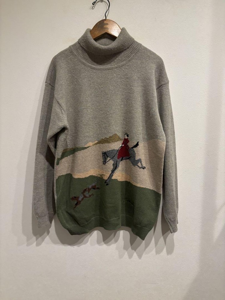 Vintage Burberrys Turtleneck Knit Sweater Size M Small Hole, No Major Damage