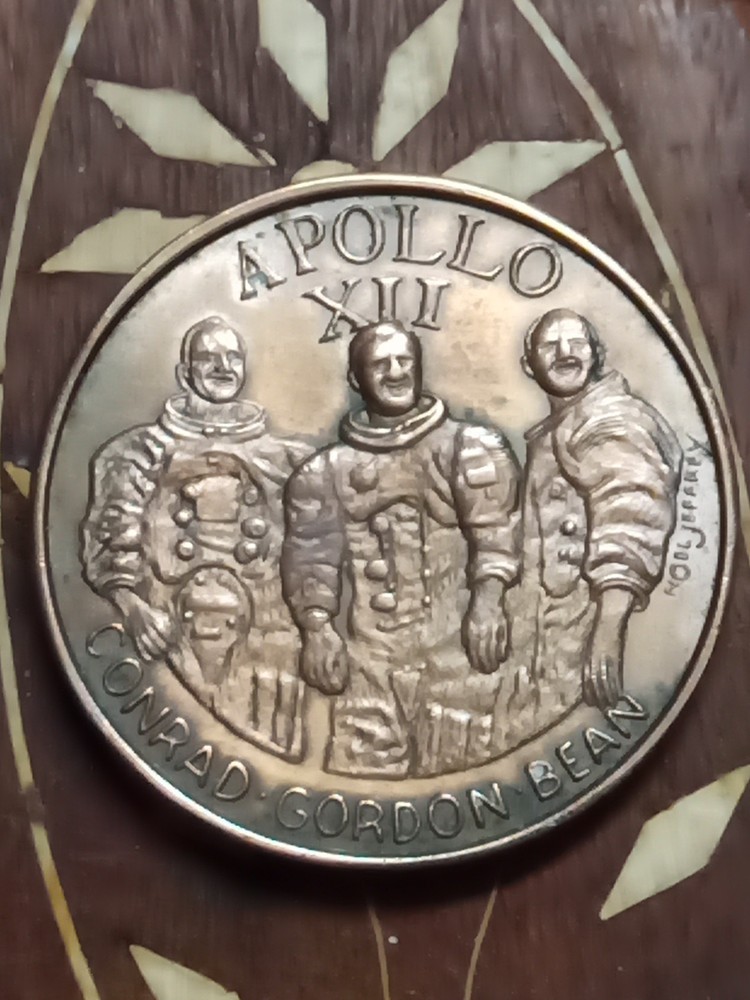 Commemorative COIN Apollo XII 12 - 1969 Yankee Clipper Intrepid - CHALLENGE C