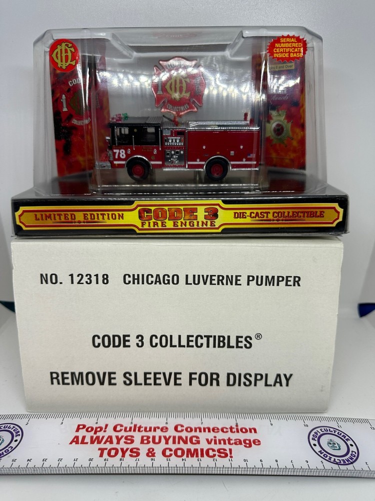Limited Edition Code 3 Diecast Fire Engine Chicago Luverne Pumper Engine 78 59