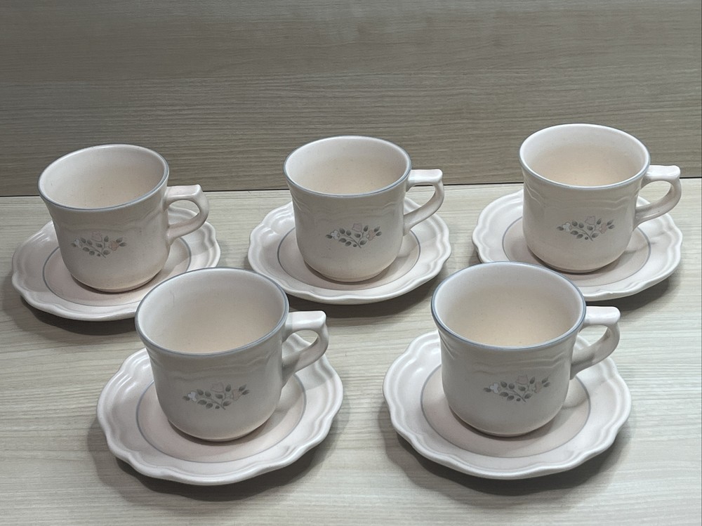 Pfaltzgraff Heirloom 6-Piece Coffee Mug Set with 9oz Cups and Saucers