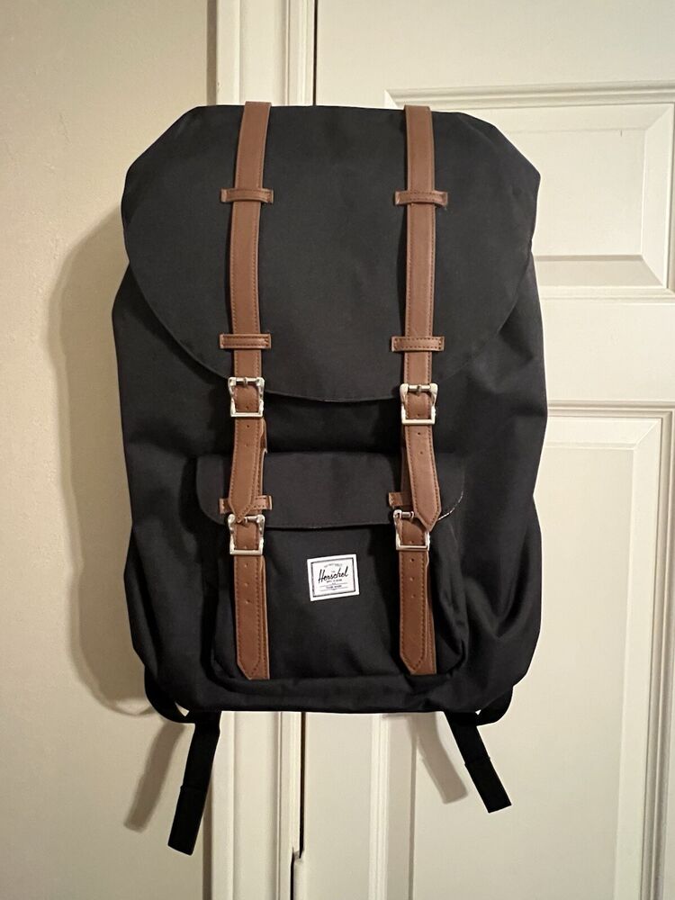 Herschel Little America Backpack - Black