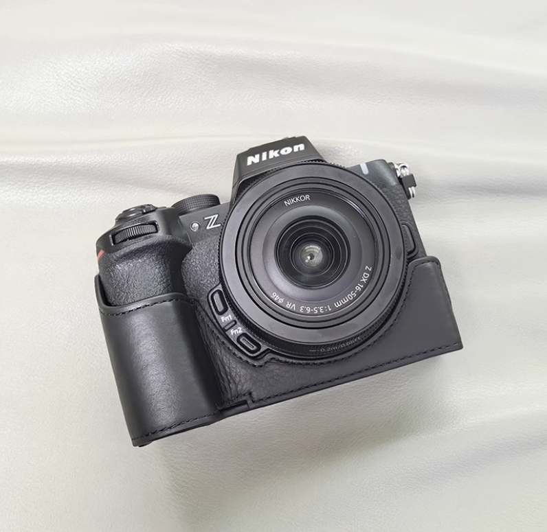 Retro Genuine Leather Handmade Camera Half Case for Nikon Z50 II