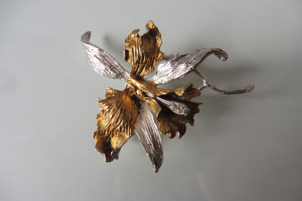 Very beautiful brooch, 925 silver, partially gold-plated, flower
